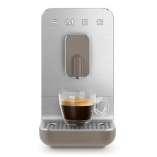 smeg-bcc01tpmeu-cafetera-electrica-totalmente-automatica-maquina-espresso-1-4-l-9.jpg