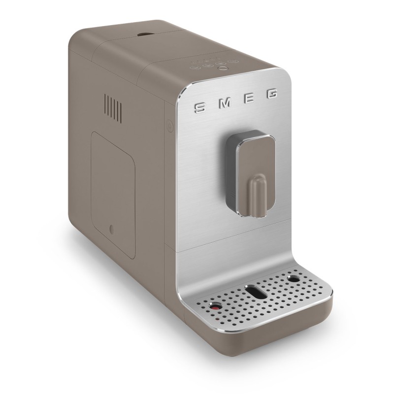 smeg-bcc01tpmeu-cafetera-electrica-totalmente-automatica-maquina-espresso-1-4-l-17.jpg