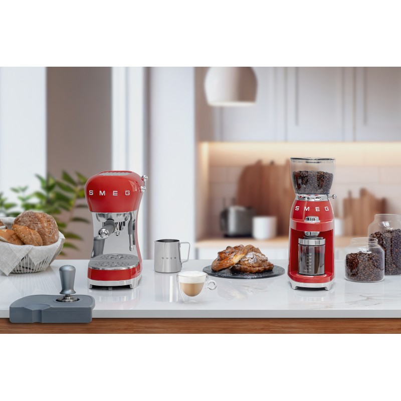 smeg-cgf01rdeu-molinillo-de-cafe-150-w-rojo-8.jpg