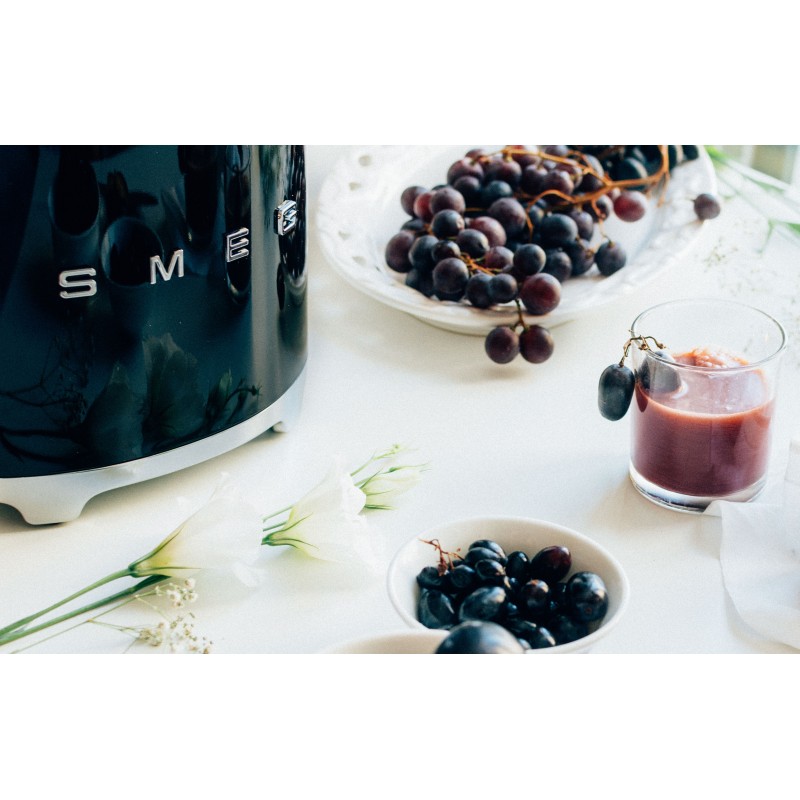 smeg-sjf01bleu-exprimidor-lenta-150-w-negro-6.jpg