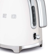 smeg-klf03wheu-tetera-electrica-1-7-l-2400-w-blanco-4.jpg