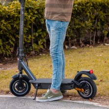 patinete-electrico-smartgyro-k2-titan-certificado-motor-800w-ruedas-10-25km-h-autonomia-45km-gris-8.jpg